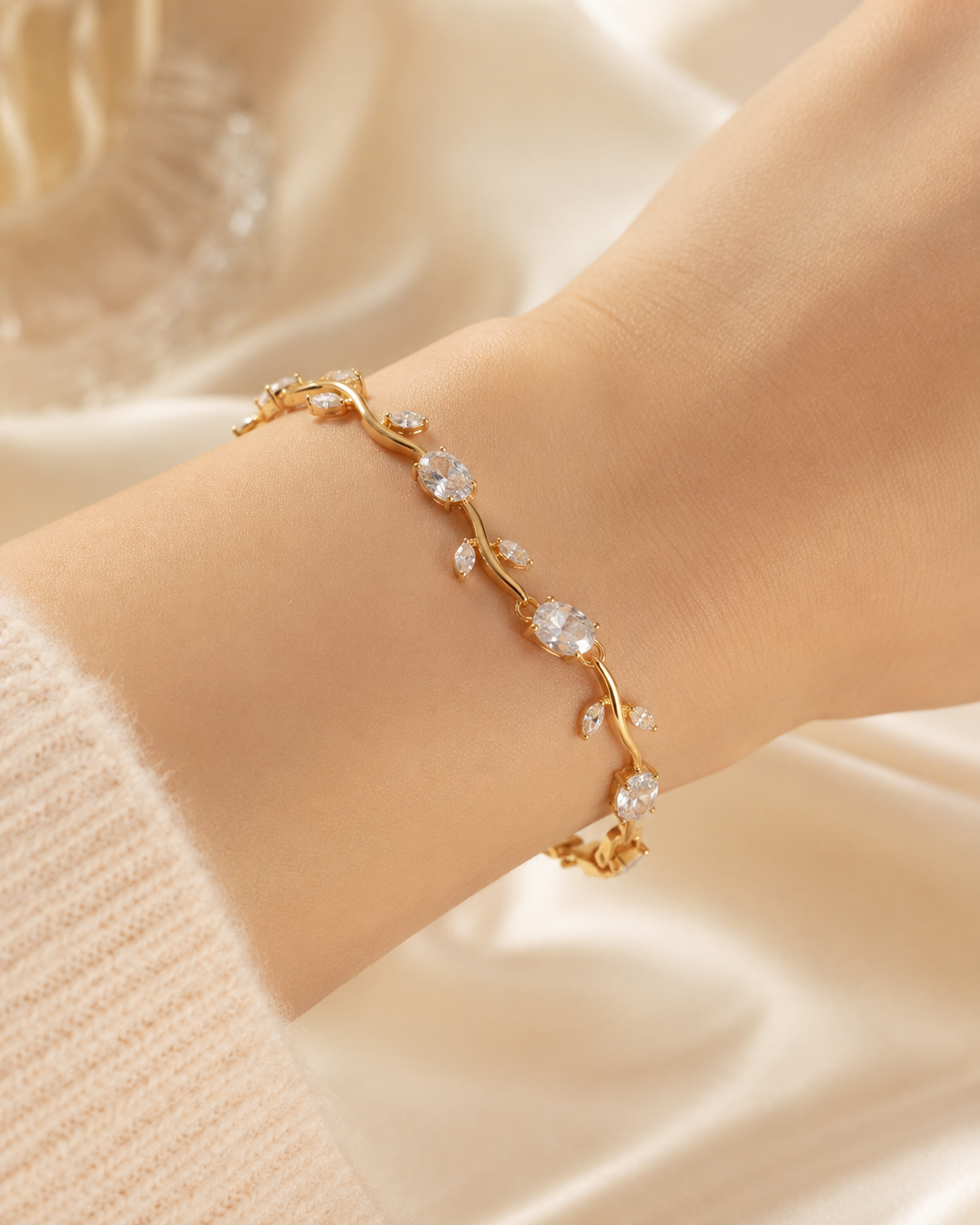 Crystal Bloom Tulip Bracelet